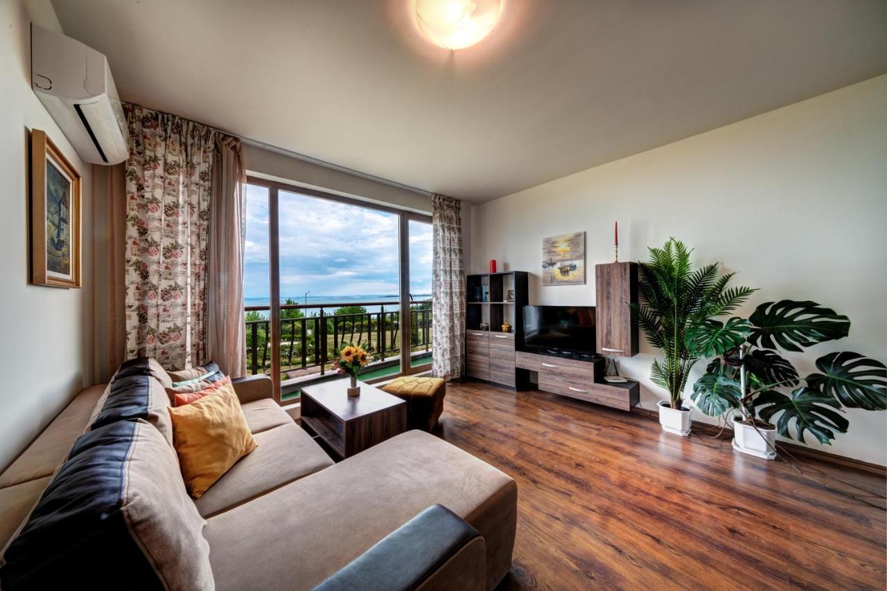 Sea Panorama Apartment - Diamond Beach Sarafovo ブルガス エクステリア 写真