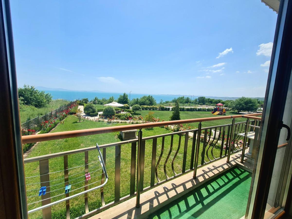 Sea Panorama Apartment - Diamond Beach Sarafovo ブルガス エクステリア 写真